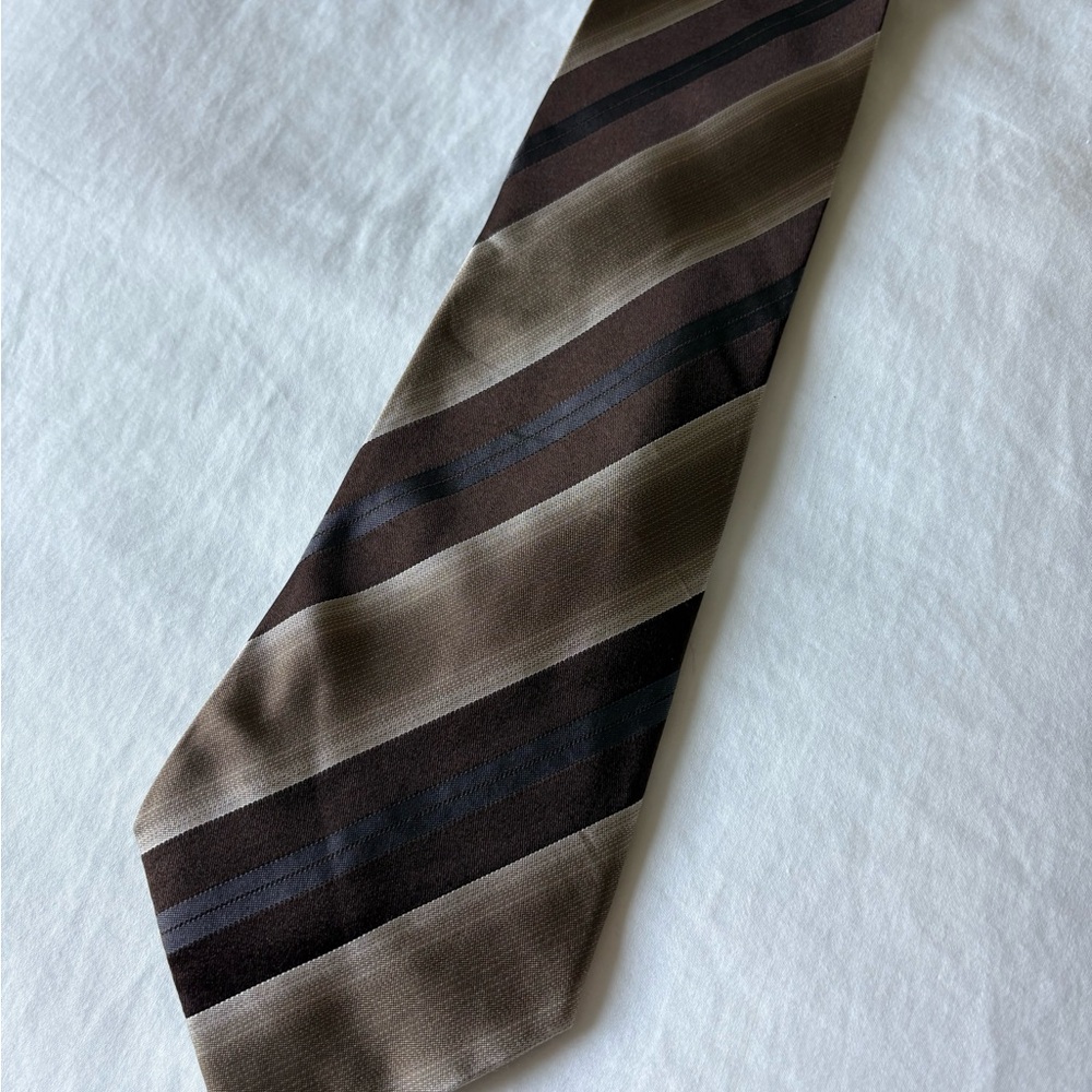 Alfani Men's Brown Striped 100% silk Tie